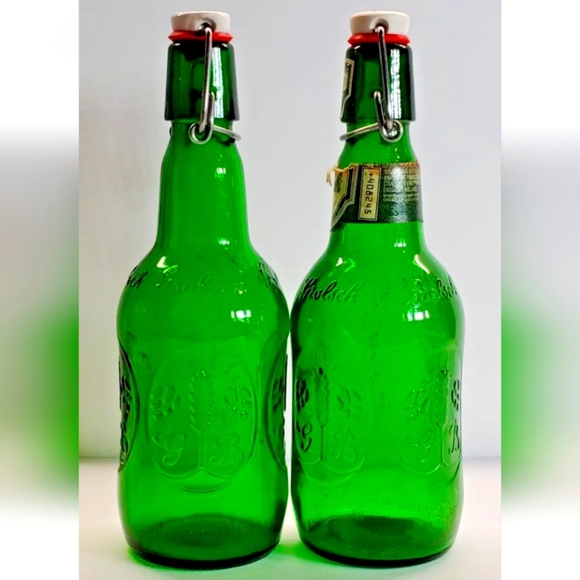Vintage Grolsch Beer Bottles With  Swing Top, EZ Caps ~ Green Glass set of 2 - Picture 4 of 5